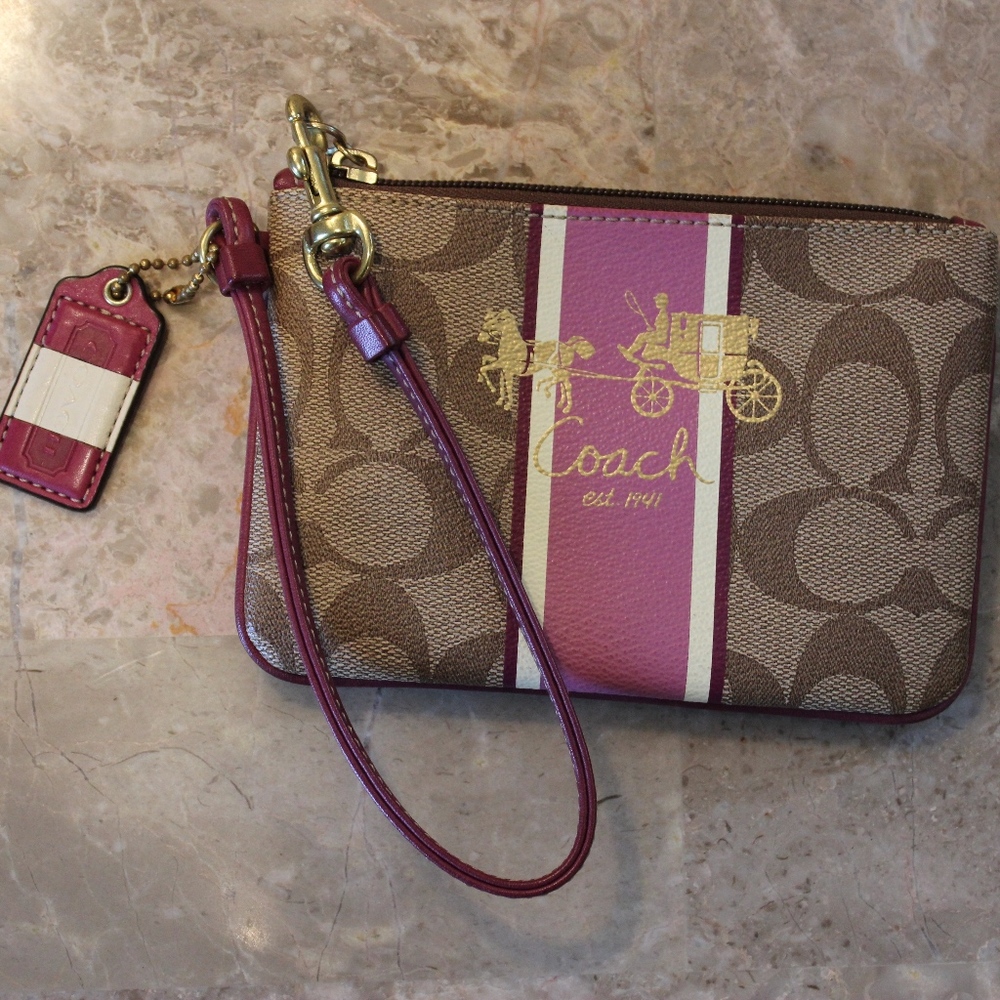 Signature Coach Logo Leather Wristlet